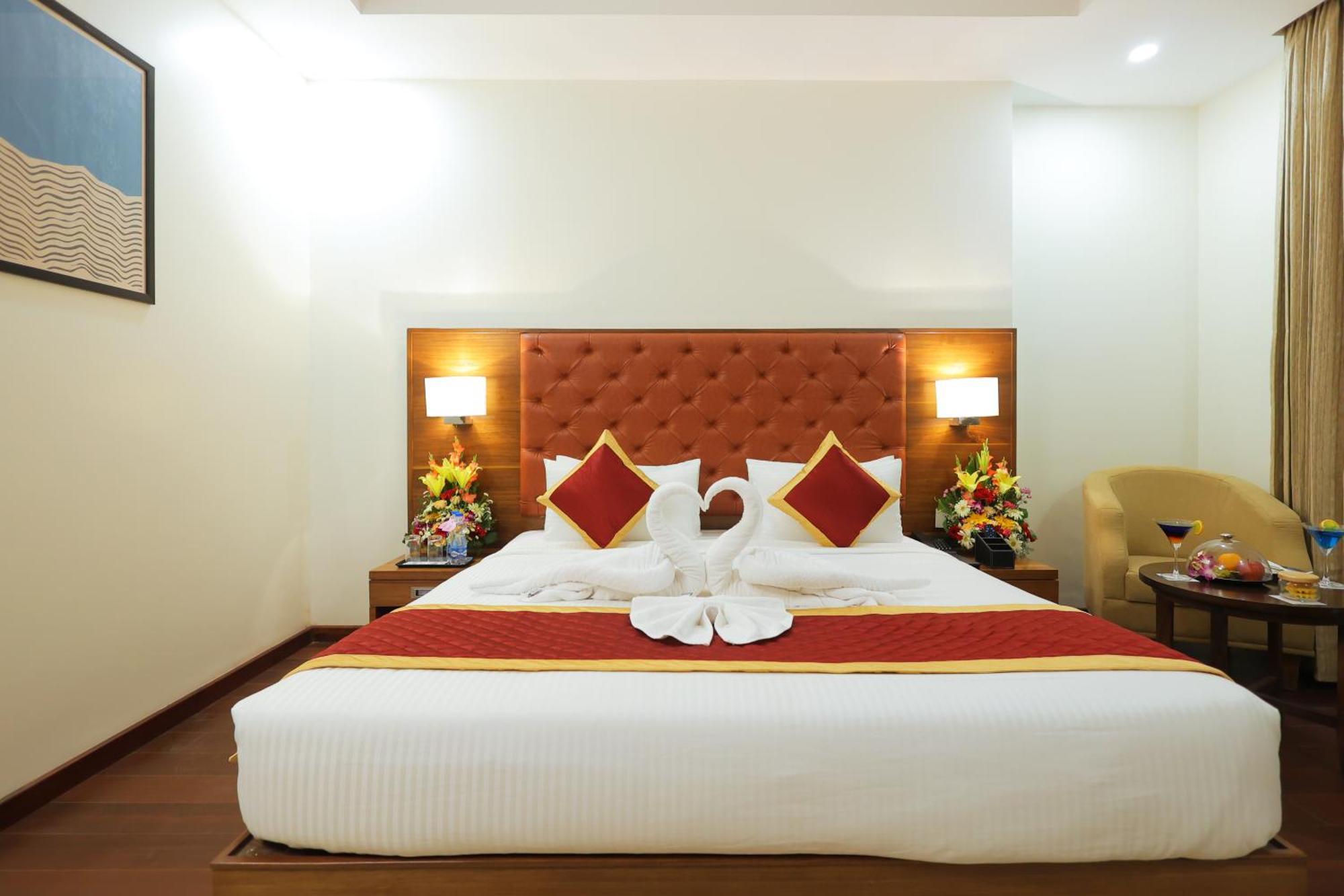 Icon Grand Hotel By Bhagini Bangalore Bagian luar foto